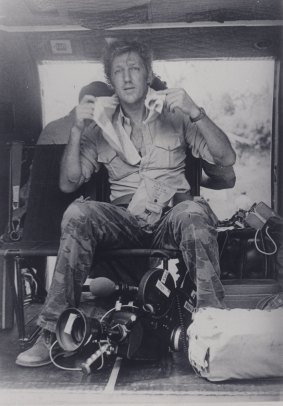 NBC cameraman, Australian Neil Davis, on the job during the Vietnam War. 