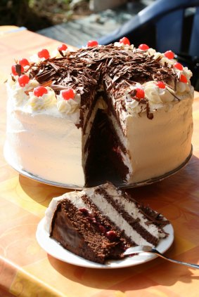 A true Black Forest cake must contain the cherry liqueur kirsch.