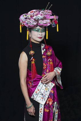 The headdress created by Susan Ling Young, an Australian with Chinese heritage, in collaboration with Liam Benson.