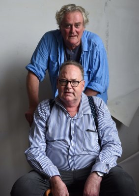 Mark Colvin (front) with actor John Howard.