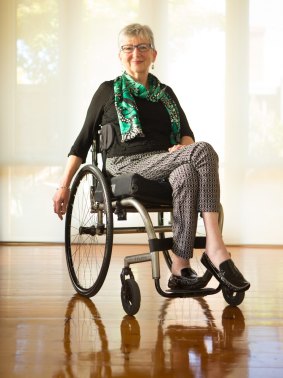  Keran Howe, who was injured in car accident that left her with a spinal cord injury, has been given a lifetime achievement award at the National Disability Awards.
