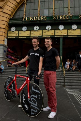 "At this stage I can see myself beating the current hour record": Australian cyclist Jack Bobridge (right).