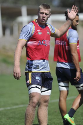 Tom Staniforth takes charge of a line out drill at training this week, ahead of his return to the Brumbies.