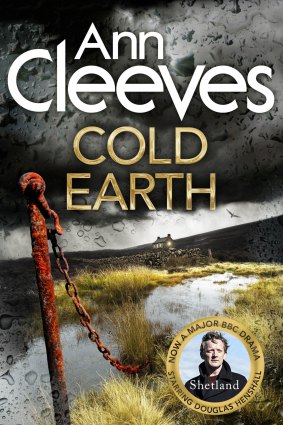 <i>Cold Earth</i> by Ann Cleeves.