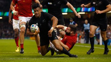 Lomu Mk II:  Julian Savea of the New Zealand All Blacks scores his second try against France.