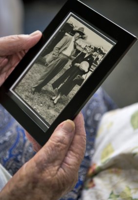 A photo of Evelyn Shirley and her late husband.