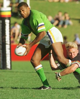 Ken Nagas in action for the Canberra Raiders.