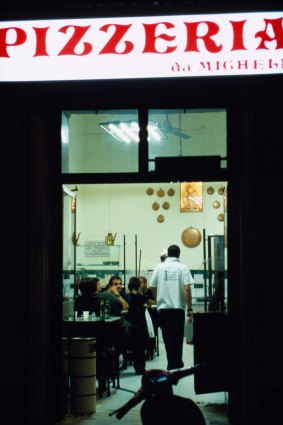 Looking into Pizzeria da Michele.