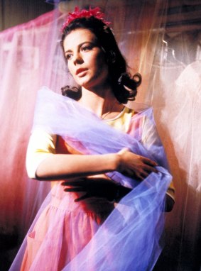 Natalie Wood's songs were sung for her by Marni Nixon in <i>West Side Story</I>.
