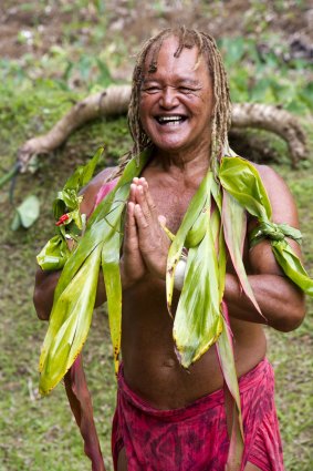 Pa Teuruaa, hiking guide on Rarotonga's Cross-Island Trek.