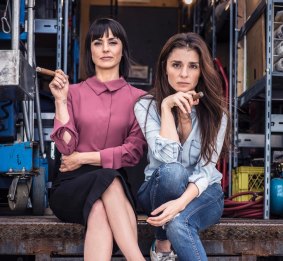 Constance Zimmer and Shiri Appleby in UnREAL.