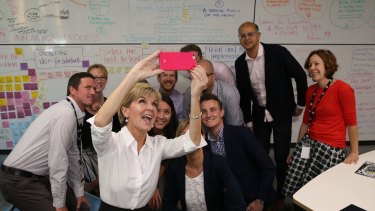 Foreign Affairs Minister Julie Bishop with InnovationXchange staff.