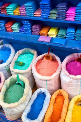 Pigment and natural colourant on sale for DIYers.