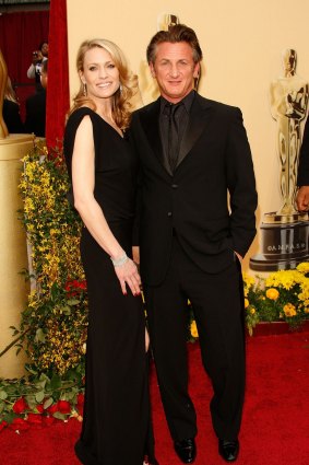 Robin Wright and Sean Penn arrive at the 81st Annual Academy Awards in 2009.