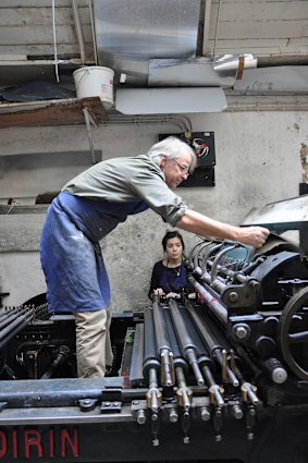 Master printer Christian Bramsen at work.