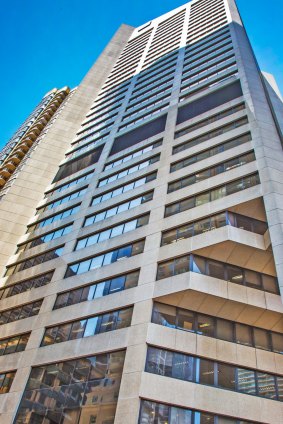 The Propertylink Office Partnership II (POP II) fund has entered into a contract with ARA Australia and Straits Real Estate for the sale of 320 Pitt Street Sydney for $275 million.
