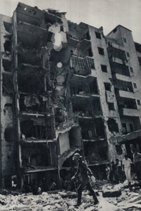 Ain al-Rummaneh, in Christian-held East Beirut, after an Israeli air strike in August 1982.
