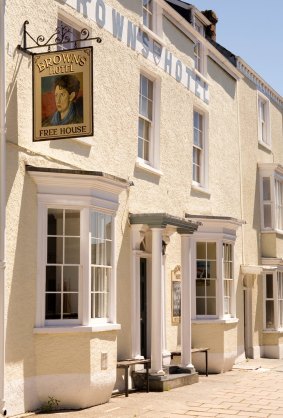 Brown's Hotel, Dylan Thomas' favourite pub.