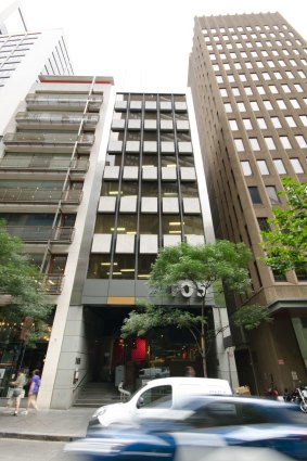 Two office strata units at 105 Pitt Street in Sydney have sold to a private owner-occupier for $1,692,000.