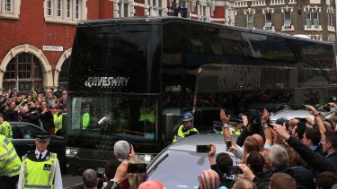 Manchester United Team Bus Attacked By West Ham Fans