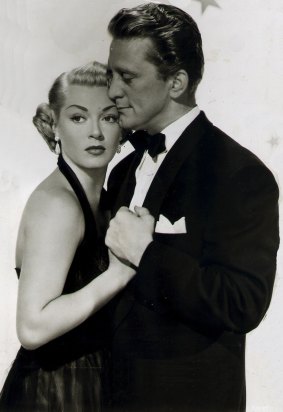  Lana Turner and Kirk Douglas in the 1952 film <i>The Bad and the Beautiful</i>.