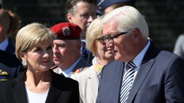 Frank-Walter Steinmeier talks with Foreign Minister Julie Bishop in Berlin in 2015.