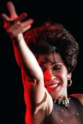 Shirley Bassey.