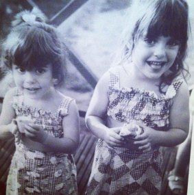 Kerri Sackville, right, and her late sister Tanya, as children. 