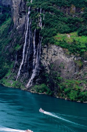 Seven Sisters Falls, Geirangersfjord.