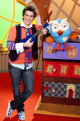 James Rees as Jimmy Giggle in the stage show <i>Giggle and Hoot and Friends</i> which is on at Canberra Theatre.