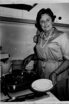 Senator Florence Bjelke-Petersen cooks Jo's breakfast at Parliament House in 1981.