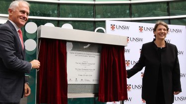 Prime Minister Malcolm Turnbull and Professor Michelle Simmons open the extension to UNSW's quantum computing centre in 2016.