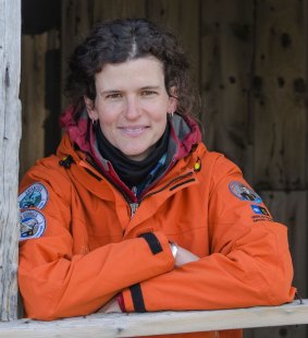 Jennifer Kingsley is a naturalist and field correspondent for Lindblad Expeditions-National Geographic.