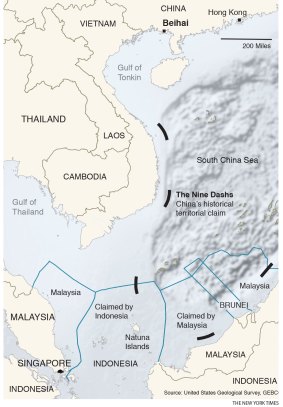 A map showing China's nine-dash line, Indonesia's territorial waters and the Natuna Islands.