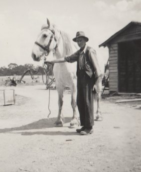 Tom Maloney with his faithful horse, Dobin photographed in Sutton in 1960s.