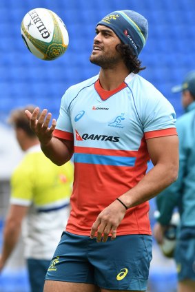 Wallabies player Karmichael Hunt is hoping he gets the nod to take on the All Blacks on Saturday night.