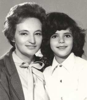Mira and Rachelle Unreich in the early 1970s.