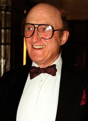Ron Moody in 1999.
