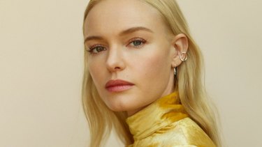 Kate Bosworth's fetchingly mismatched peepers – one blue, one hazel – are among the first things you notice.