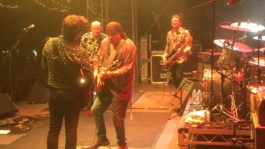 E Street Band's Steven Van Zandt joins Hoodoo Gurus on ...