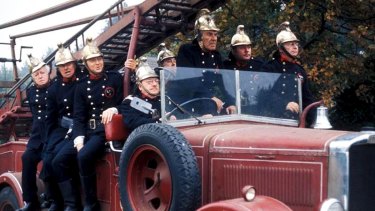Volunteer firefighters say Emergency Services Minister David Elliott compared them to the characters in <i>Dad's Army</i>.