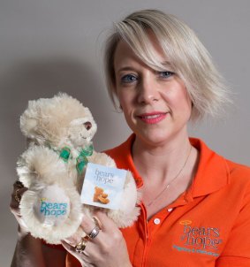 Bears of Hope founder Amanda Bowles lost her son Jesse and received a stuffed teddy bear during her hospital stay.