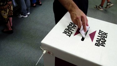 expats should be allowed to vote here, no matter how long they've been away