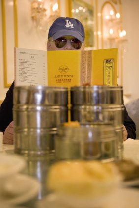 Anonymity is a challenge for acclaimed food writer Jonathan Gold.