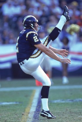 Punter Darren Bennett played 159 NFL games with San Diego Chargers, an Australian record.