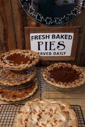 Pies sell out daily, so smart travellers phone ahead.