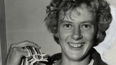 Betty Cuthbert Golden Girl Who Ran Into The History Books She was nicknamed australia's golden girl.