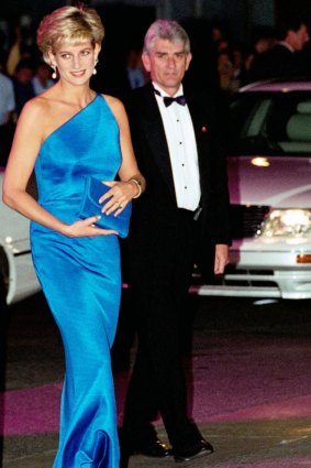 Diana at the Victor Chang Cardiac Research Institute dinner-dance at the Sydney Entertainment Centre, 1996.