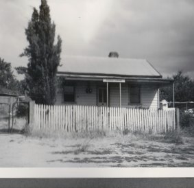Cantle's Cottage from the front in 1975.
