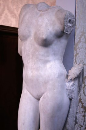 A life size marble figure of Venus.